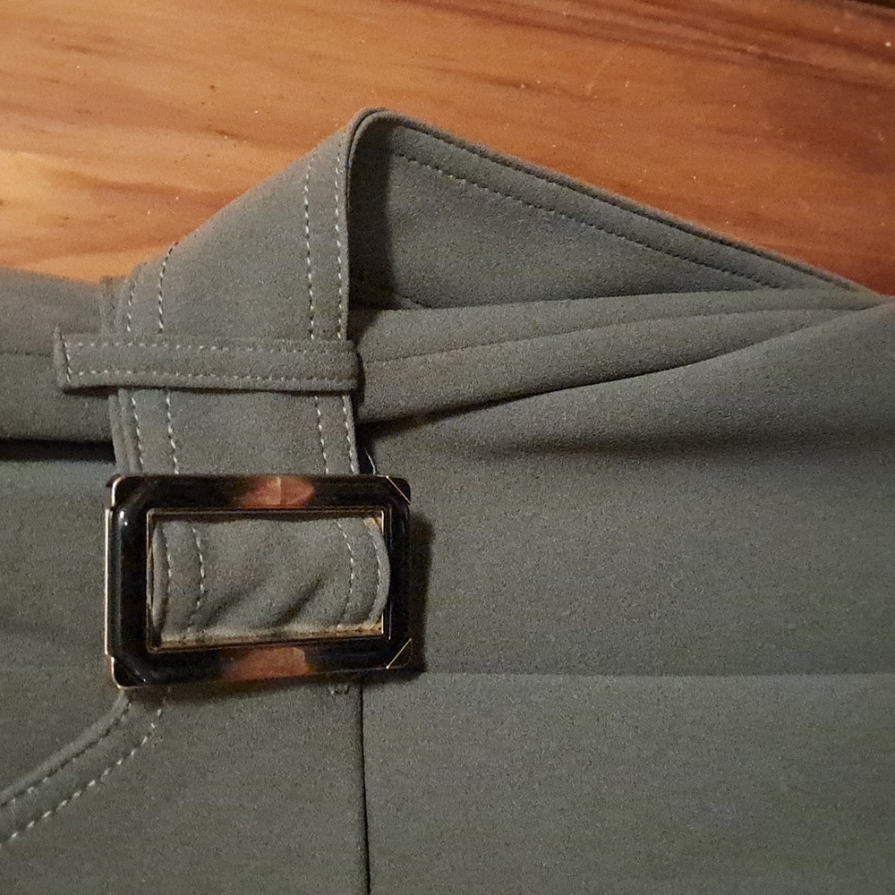 Amazing Calvin Klein pantsuit! - Picture 4 of 5